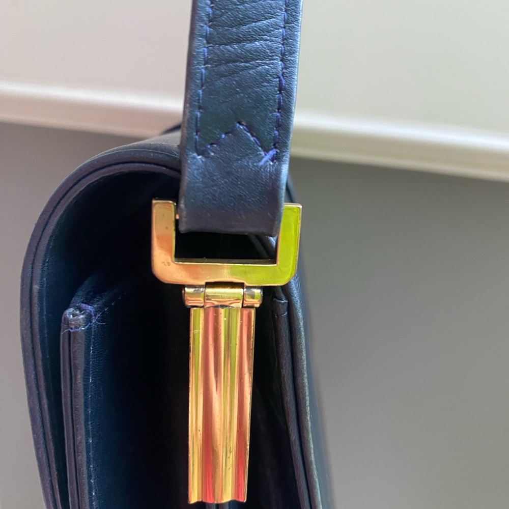 Celine Vintage Black/Dark Navy Triomphe Leather Shoulder Bag - Picture 7 of 17